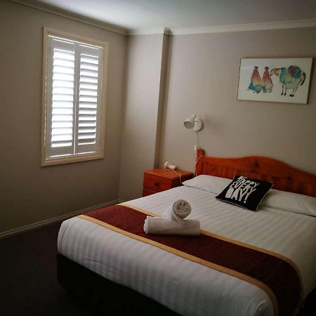 Moonee Valley Views Aparthotel Melbourne Bagian luar foto