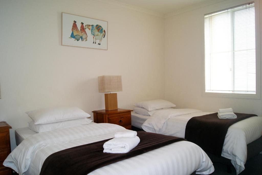 Moonee Valley Views Aparthotel Melbourne Bagian luar foto